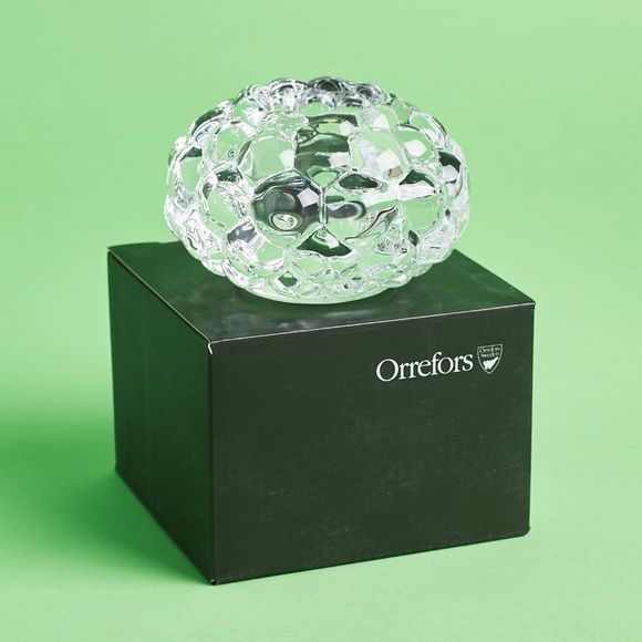 Orrefors Raspberry Votive - Picture 4 of 5